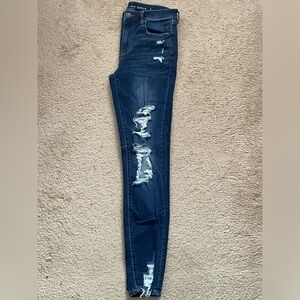 American Eagle size: 12 Long distressed skinny jeans!